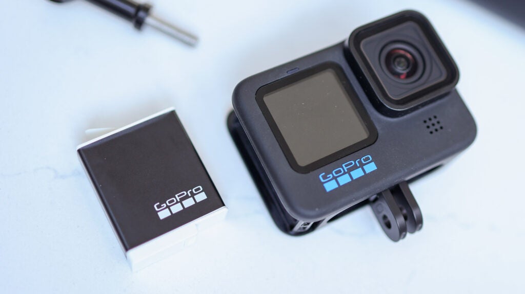 La GoPro Hero 11 Black avec sa batterie