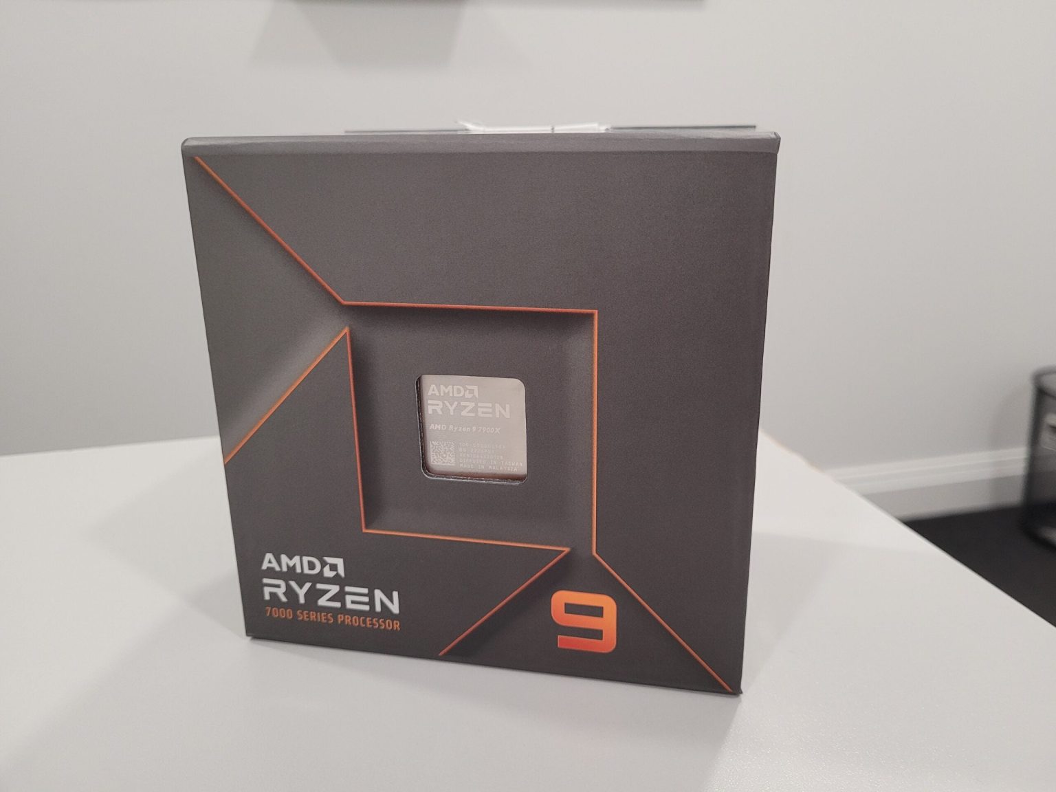 AMD Ryzen 9 7900X vs Intel Core i9 12900K quel