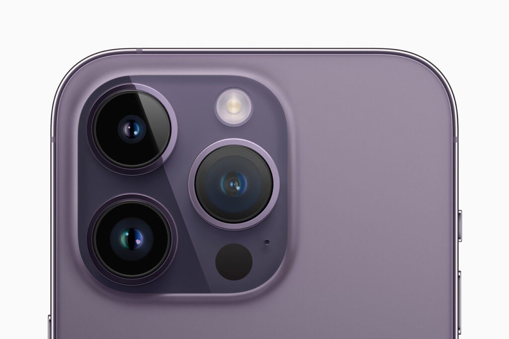 Apple-iPhone-14-Pro-iPhone-14-Pro-Max-caméra-arrière-220907