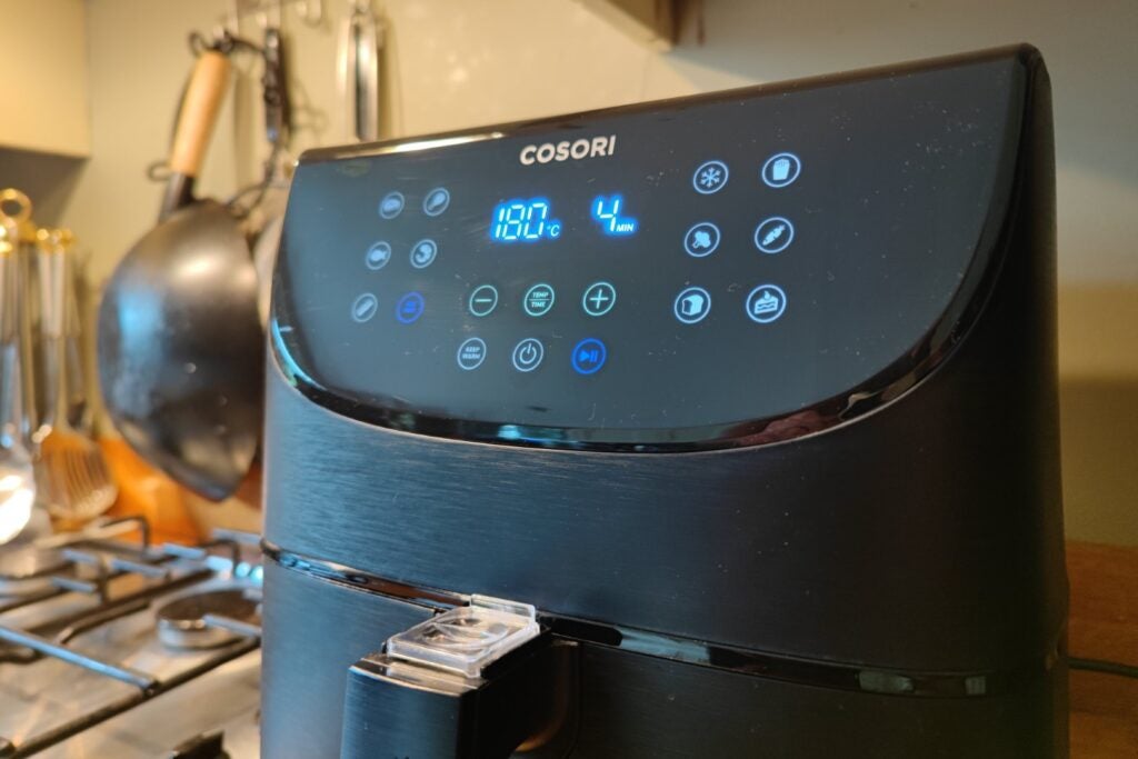 les commandes de la friteuse Cosori Air Fryer