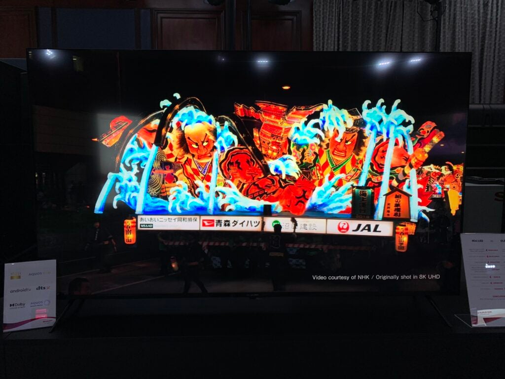 Sharp XLED 300