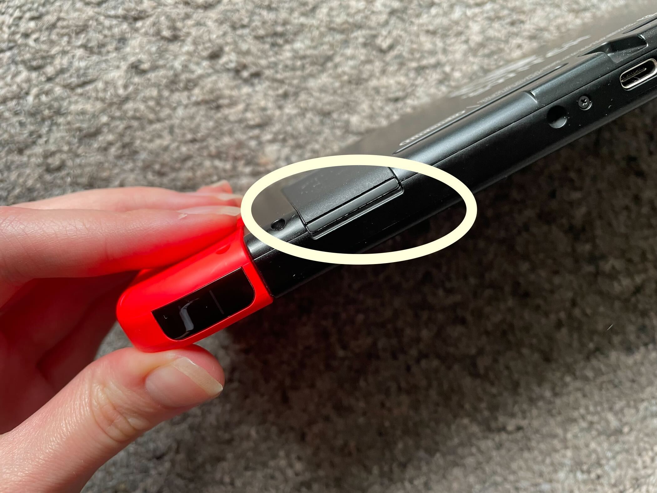 1666757769 529 Comment inserer une carte SD dans une Nintendo Switch