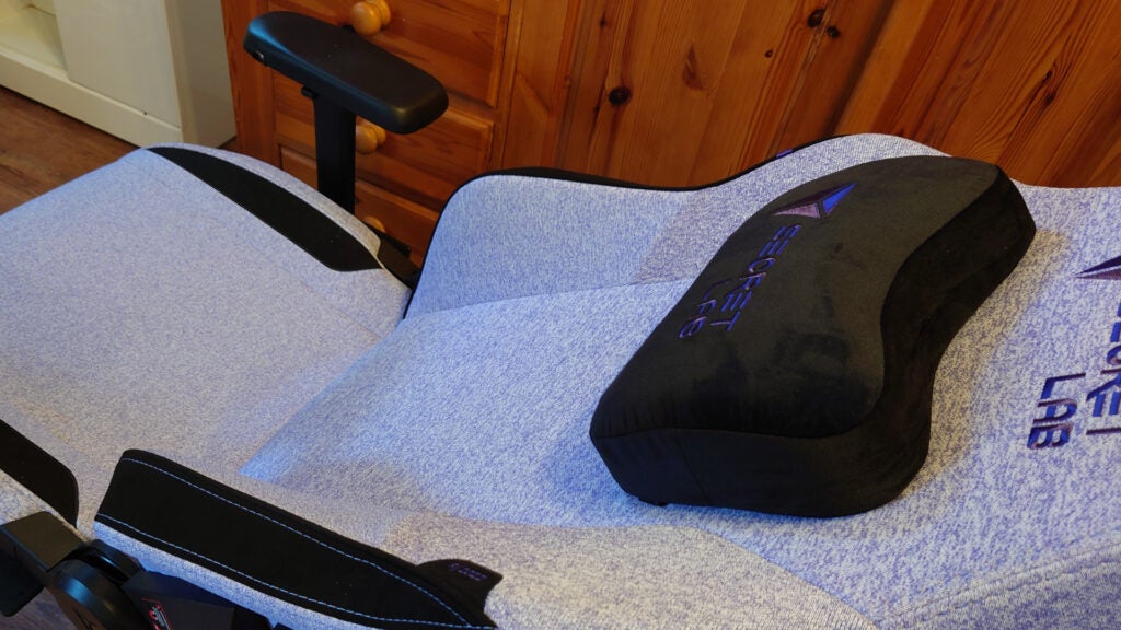 Le Secretlab Titan Evo 2022 plié en arrière