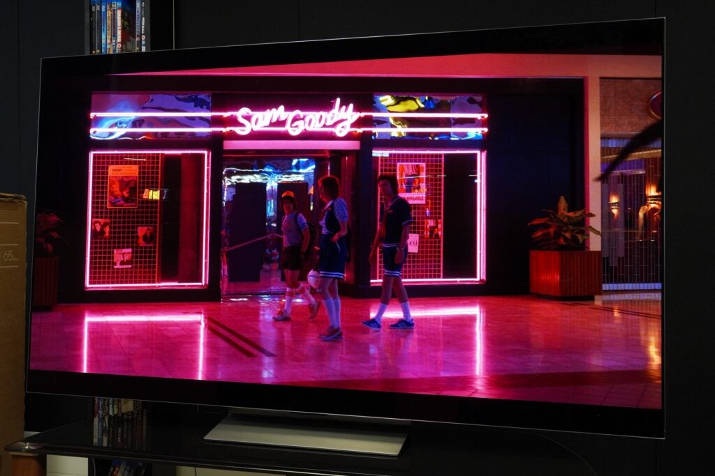 LG OLED65G2 choses étranges s3
