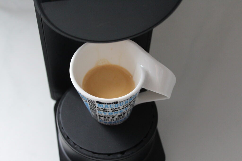 Café préparé dans la cafetière Morning Machine
