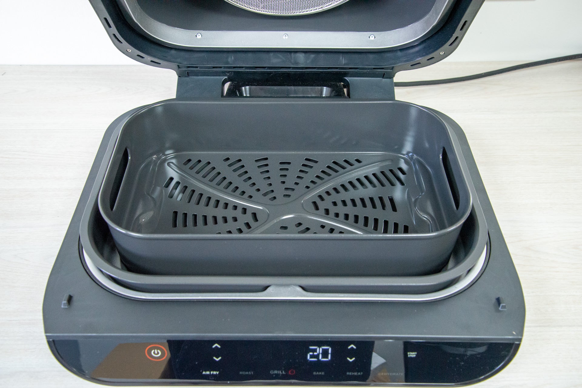 Ninja Foodi MAX Health Grill & Air Fryer AG551UKDBCP panier croustillant