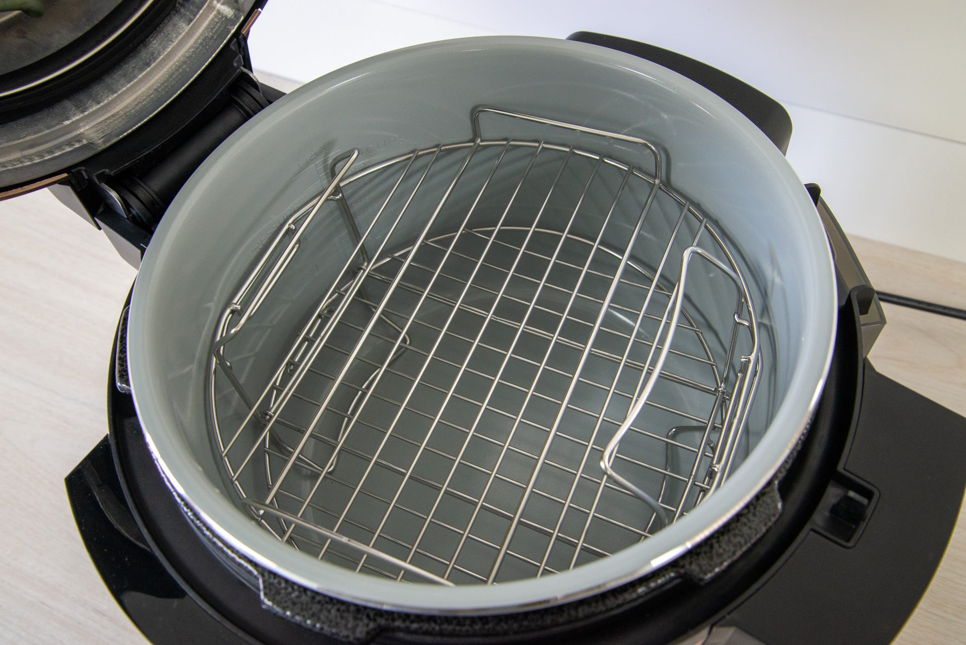 Multicuiseur Ninja Foodi MAX 14-en-1 SmartLid 7,5L OL650UKDBCP rack à deux niveaux