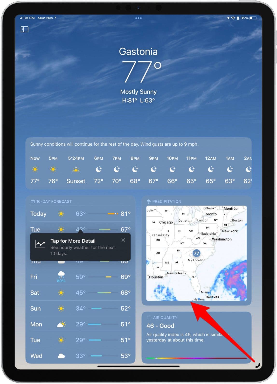 Souvent, la nouvelle fenêtre s'ouvrira en plein écran. Pour redimensionner la fenêtre, appuyez et faites glisser la ligne courbe dans le coin inférieur de l'application.