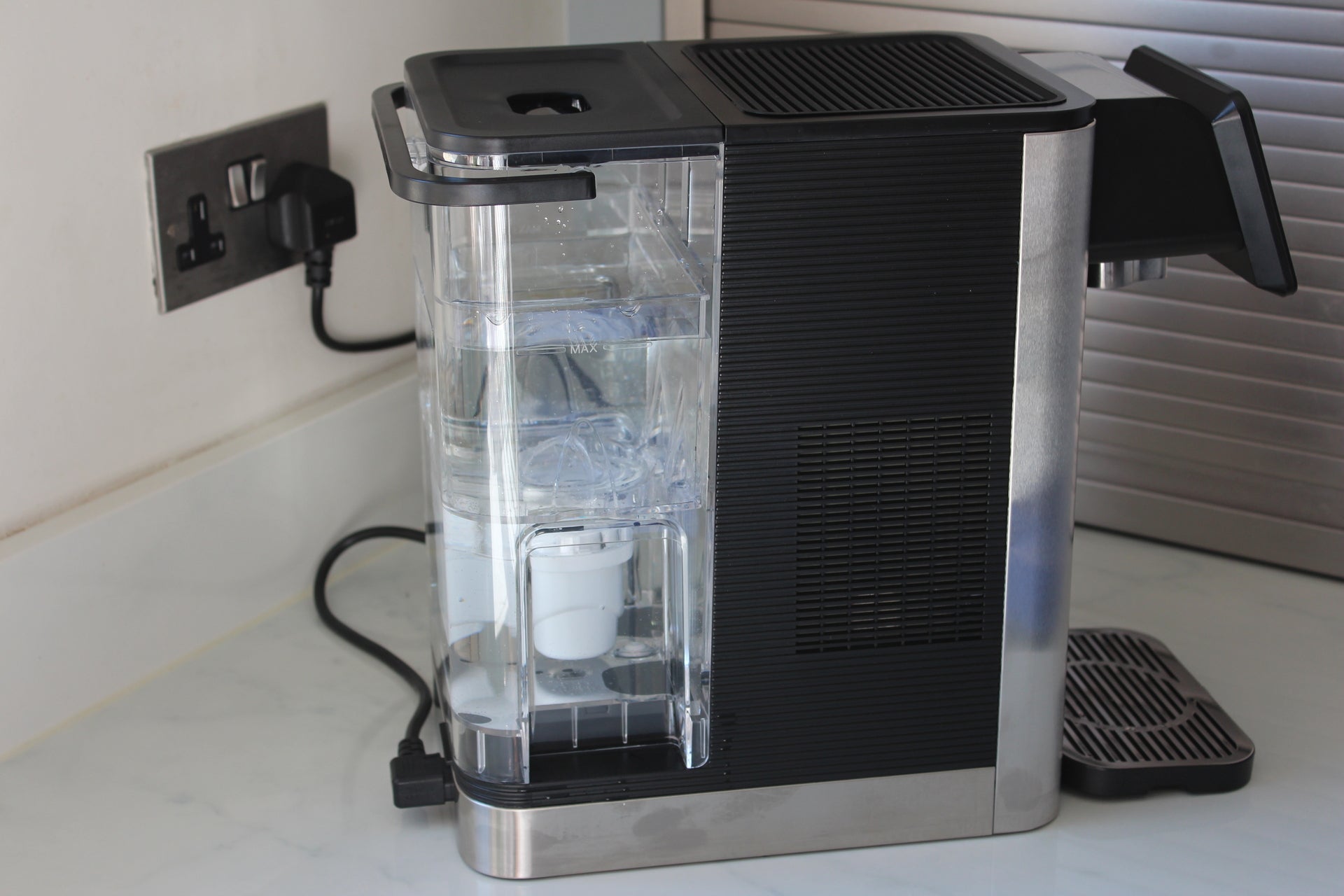 Réservoir d'eau Aurora Instant Hot and Cold Filtered Water Dispenser