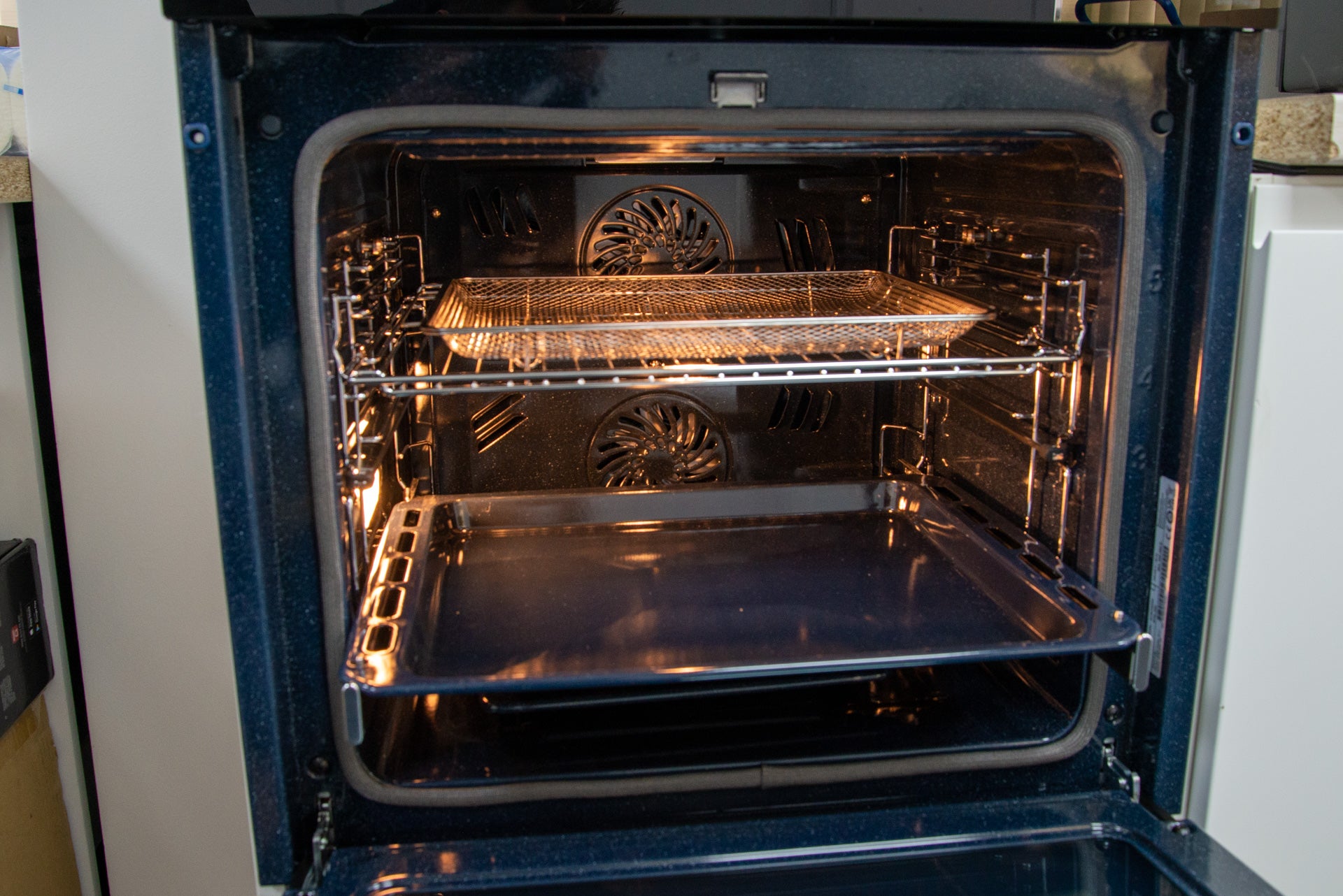 Four Samsung Bespoke Series 5 NV7B5750TAK/U4 avec intérieur Dual Cook Flex