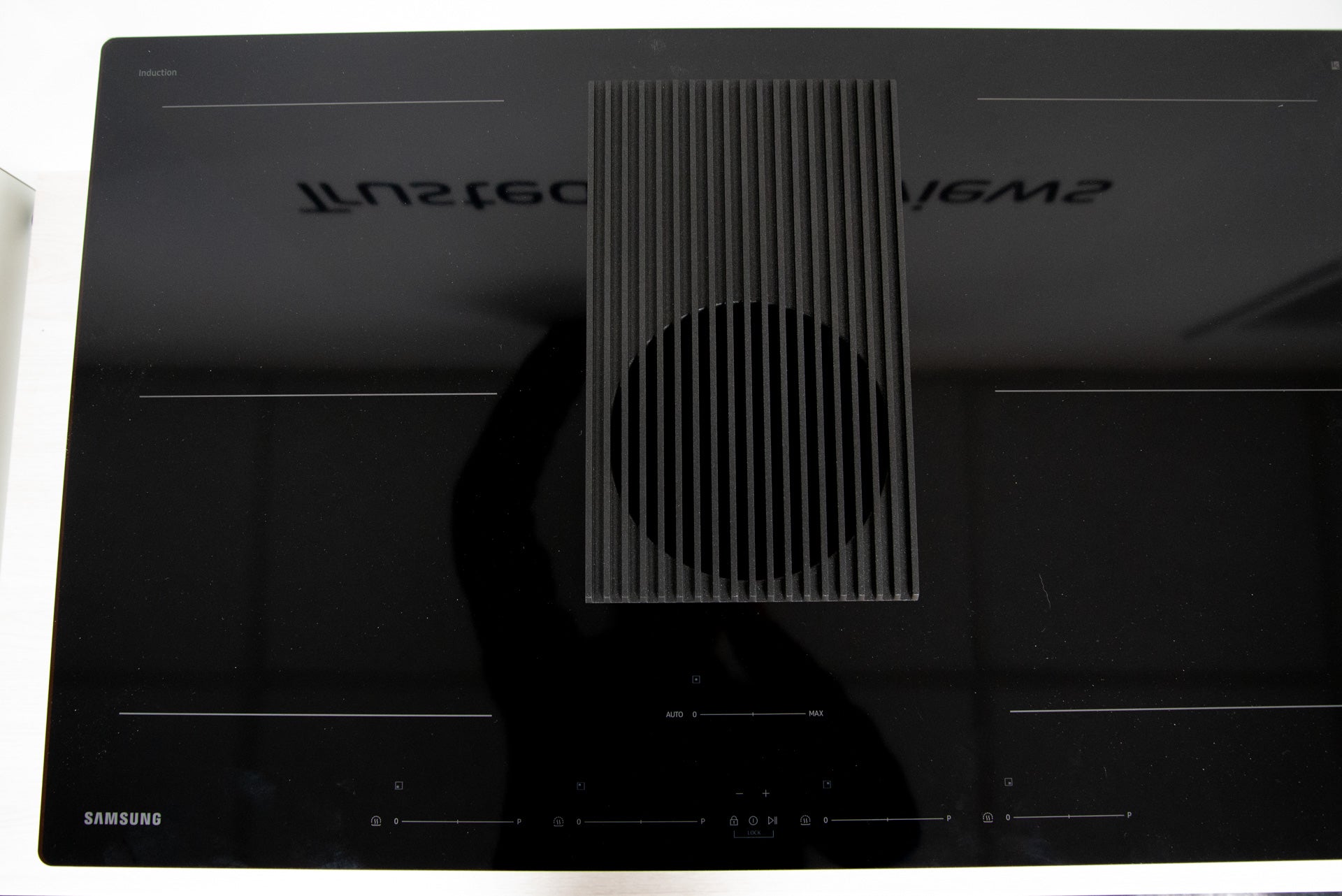 Samsung Infinite Range CombiHob NZ84T9747VK/UR top down