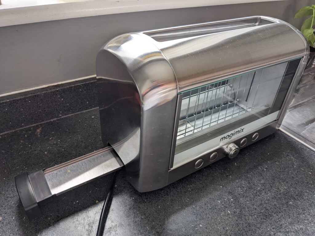 1670438899 706 Test du grille pain Magimix Vision