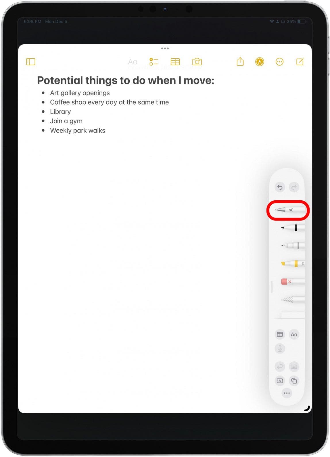 Utilisez Scribble Pen dans l'application Notes pour convertir automatiquement en texte dactylographié. Le stylet Scribble est le plus proche des boutons Annuler/Rétablir avec un petit