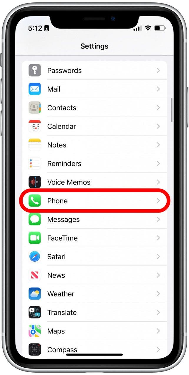 Faites défiler vers le bas et appuyez sur Téléphone.