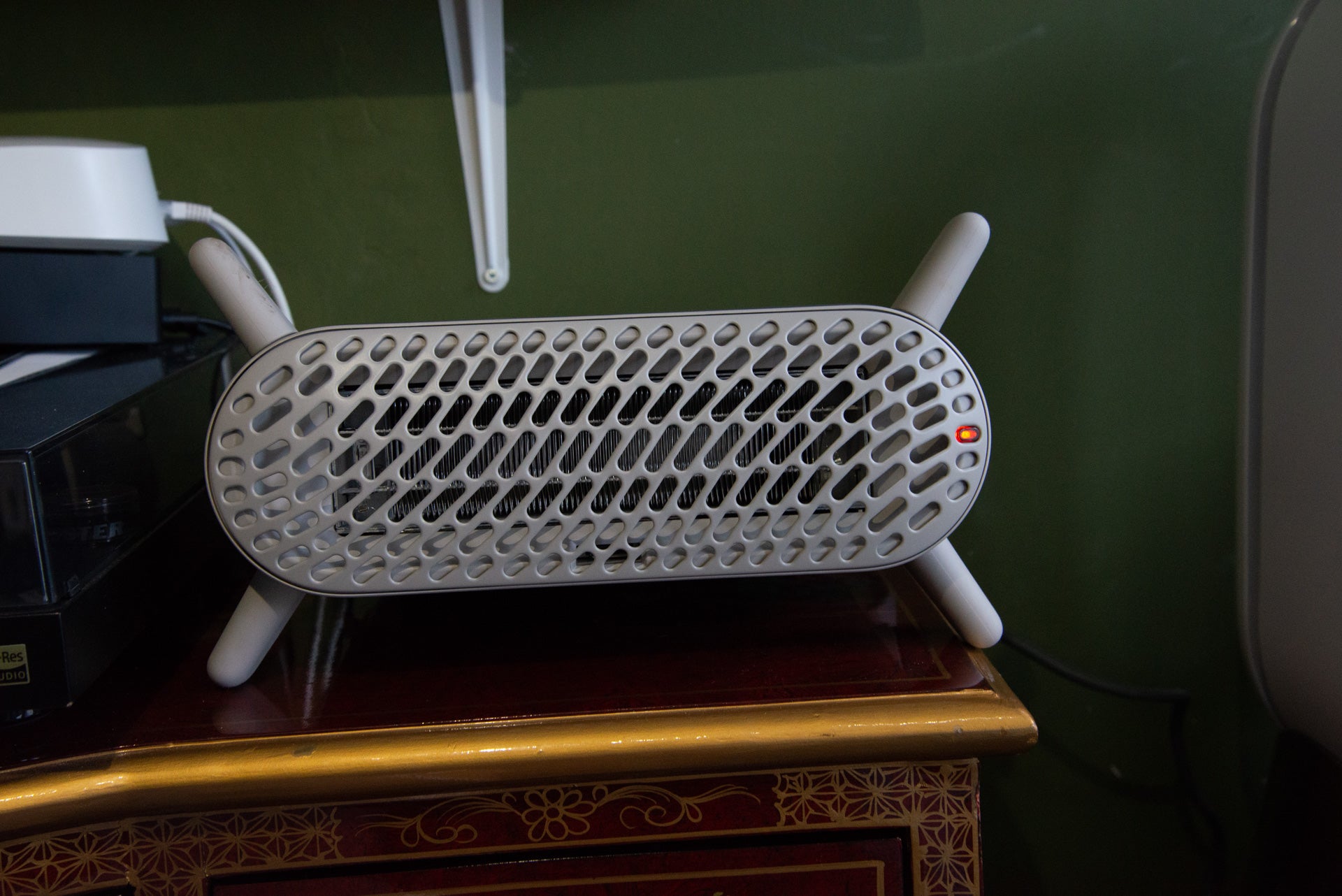 De'Longhi Capsule Fit Radiateur soufflant horizontal
