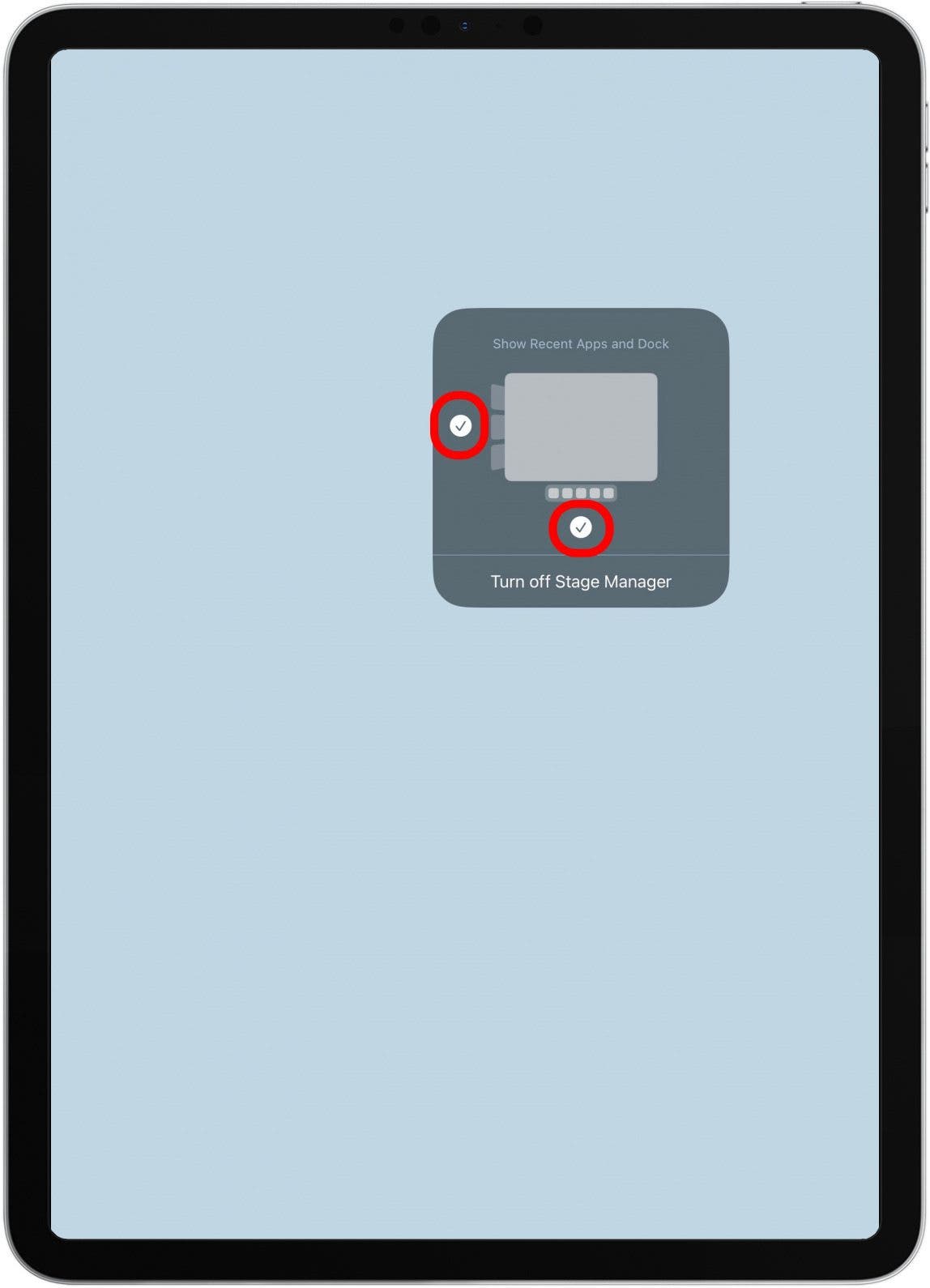 Vous pouvez également modifier les paramètres de Stage Manager dans Control Center en appuyant longuement sur l'icône. Sélectionnez si vous souhaitez voir Dock et une barre latérale de vos applications ouvertes dans Stage Manager.