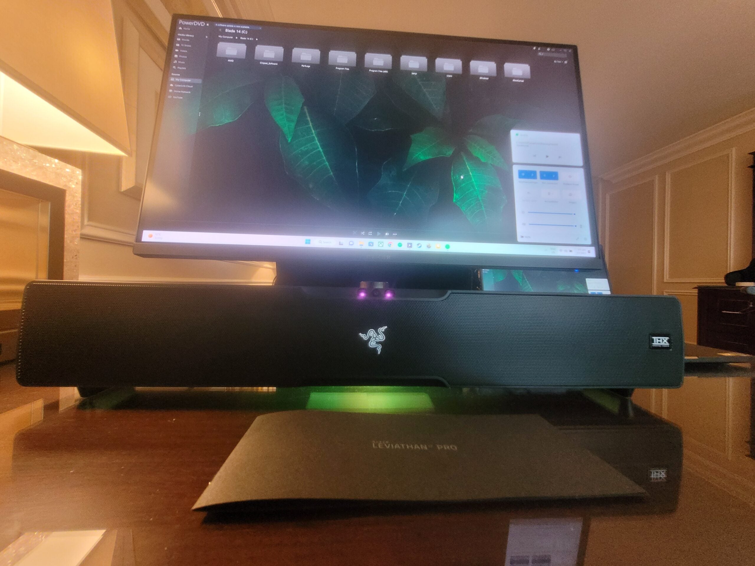 1672979079 Premieres impressions examen du Razer Leviathan V2 Pro