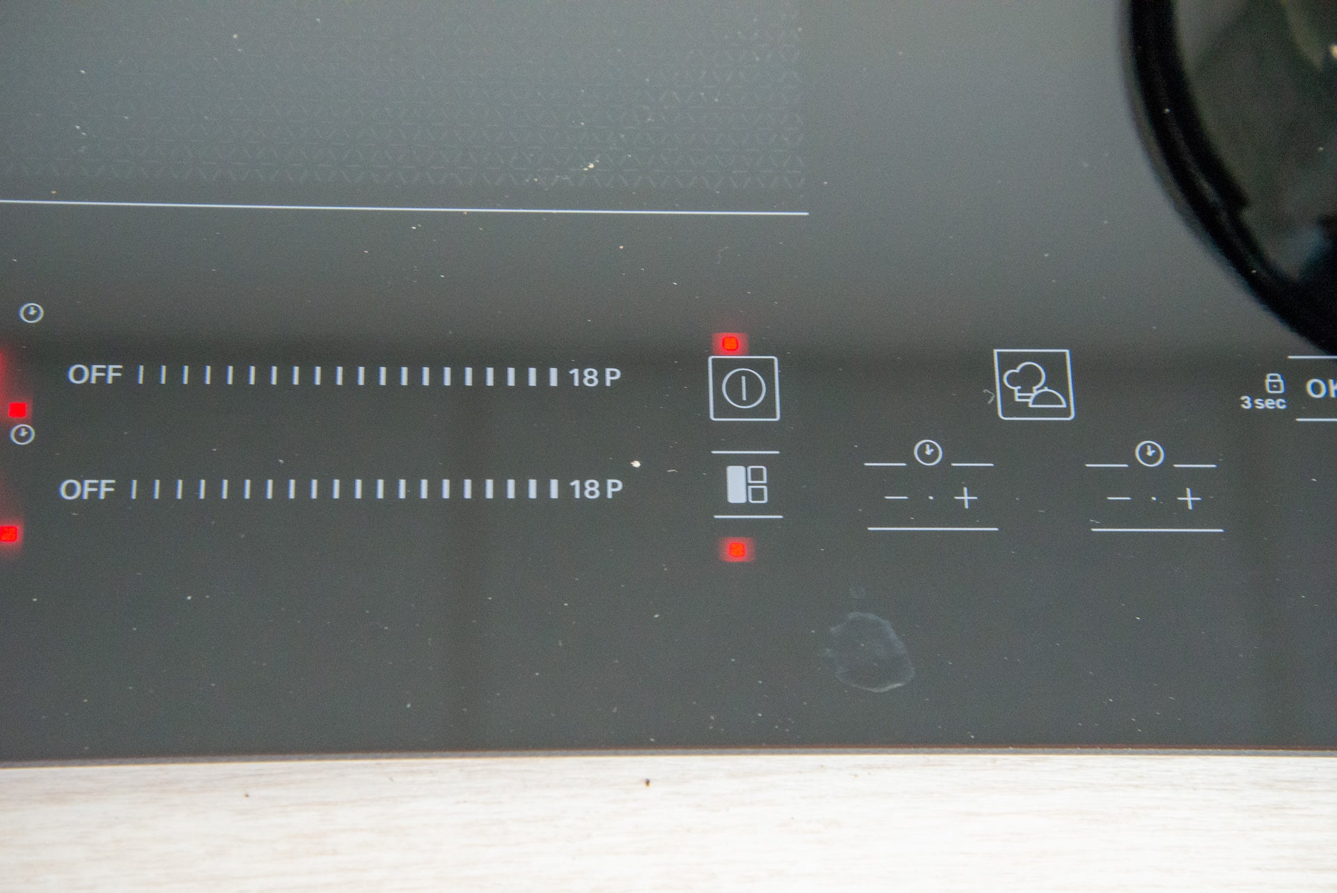 Hotpoint TS 5760F NE Flexi Zone Plaque De Cuisson Électrique Induction Flexi Zone Control