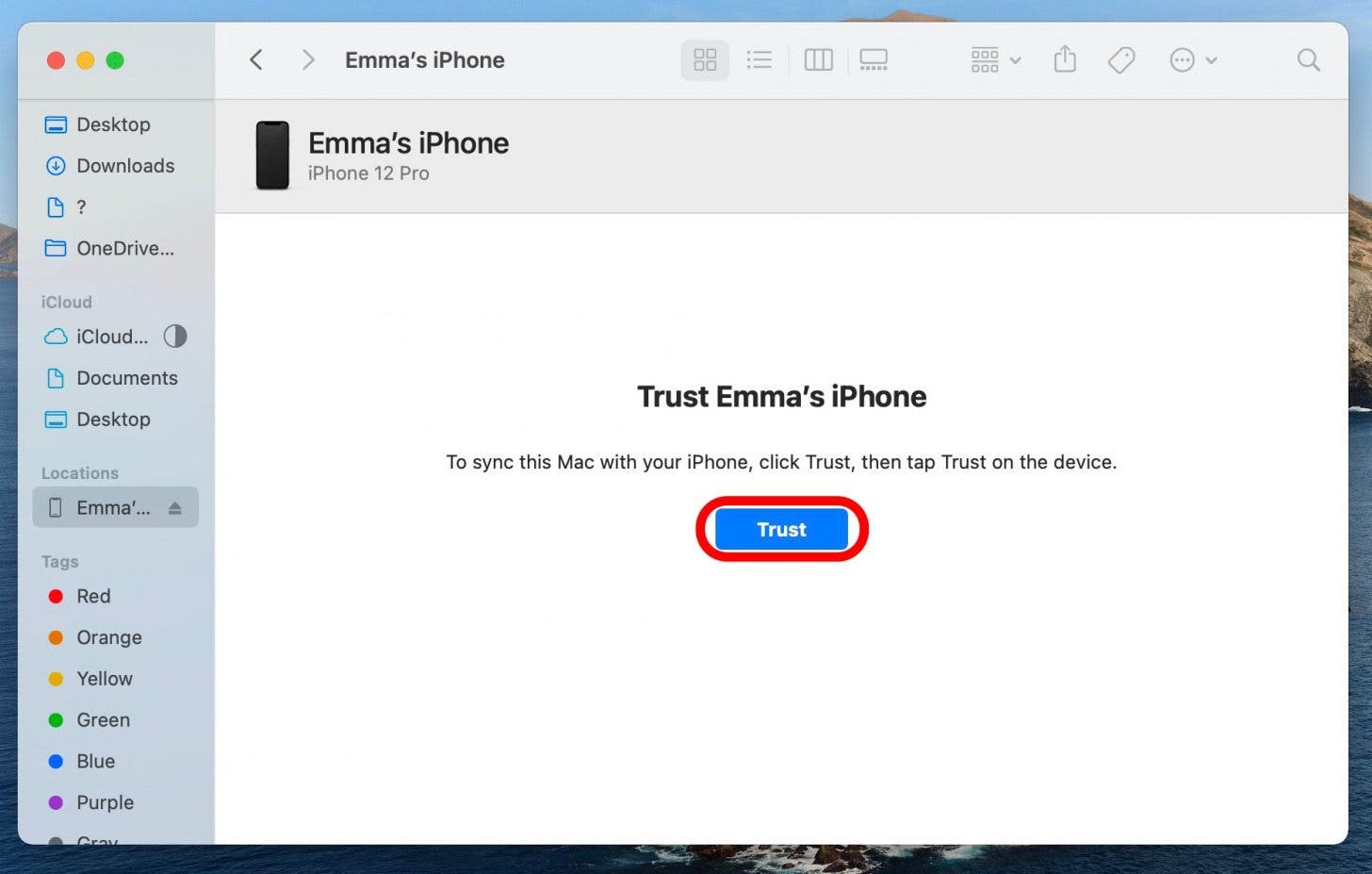 sélectionnez l'iphone dans le finder pour synchroniser l'iphone avec le mac