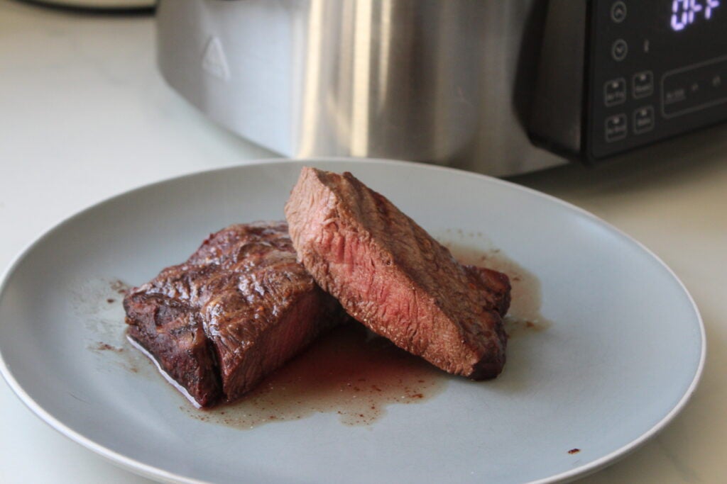 Chefree Air Fryer Grill AFG01 steak après la cuisson