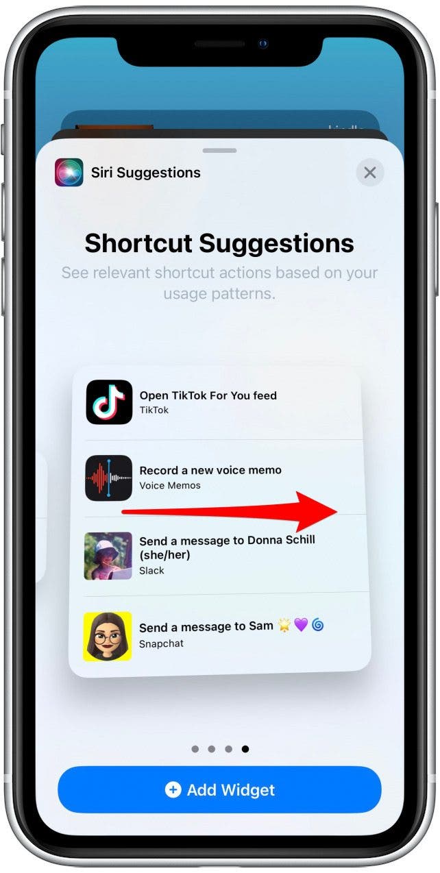 À partir de là, vous pouvez choisir si vous souhaitez uniquement afficher vos applications fréquemment utilisées, ou si vous faites défiler vers la droite, vous pouvez sélectionner différentes tailles pour votre widget et des fonctions qui incluent des raccourcis vers des actions.