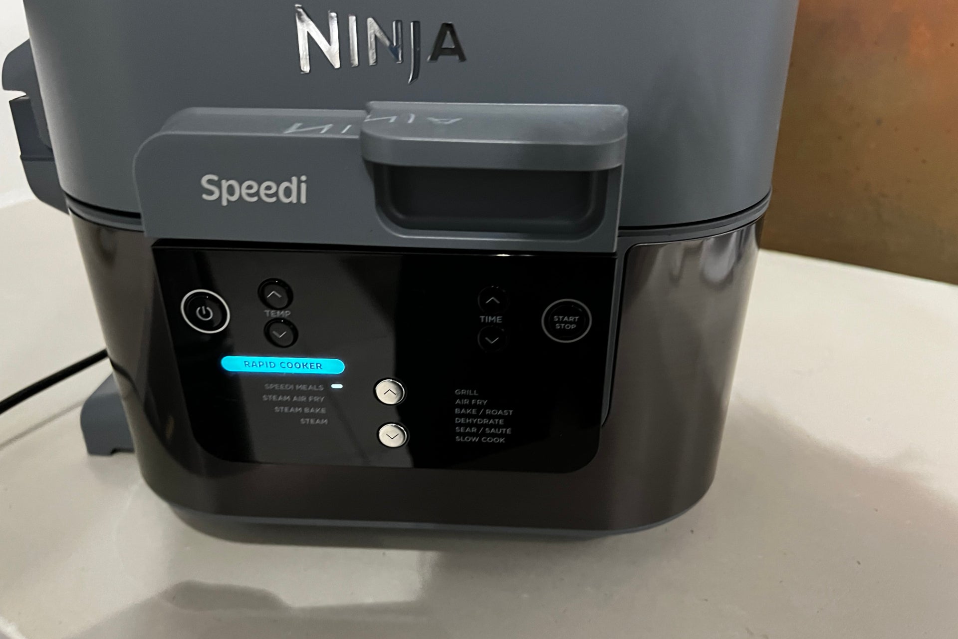 1679949618 79 Ninja Speedi Cuiseur rapide 10 en 1 et friteuse a