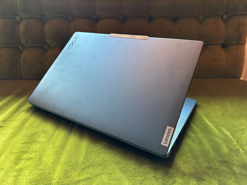 Lenovo Yoga Pro 9i (2023)