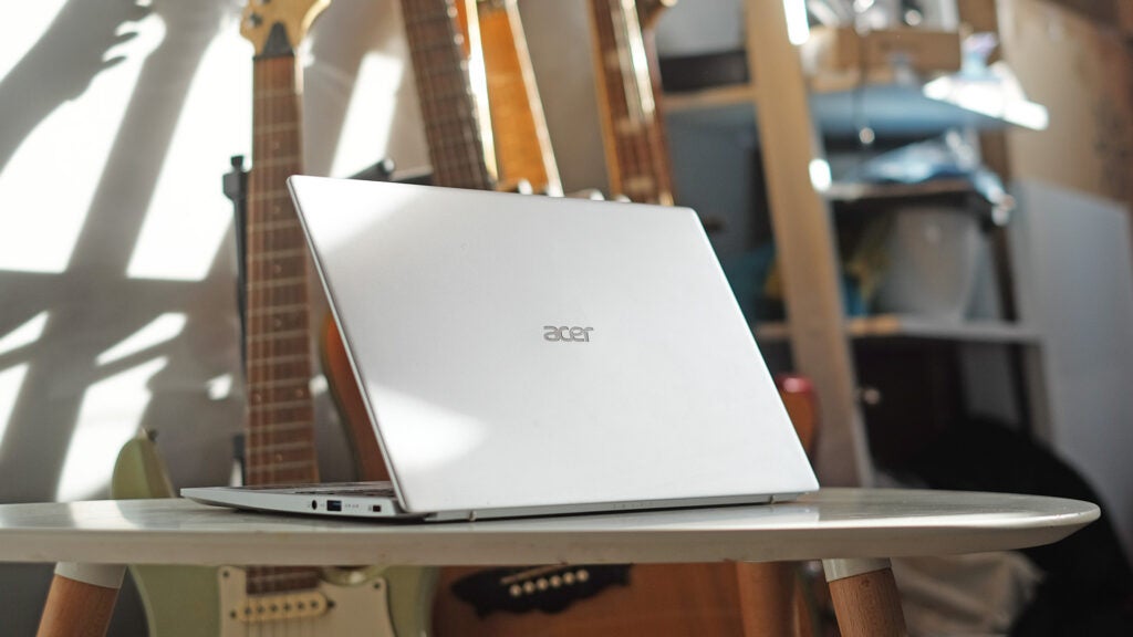 L'arrière de l'Acer Swift 1