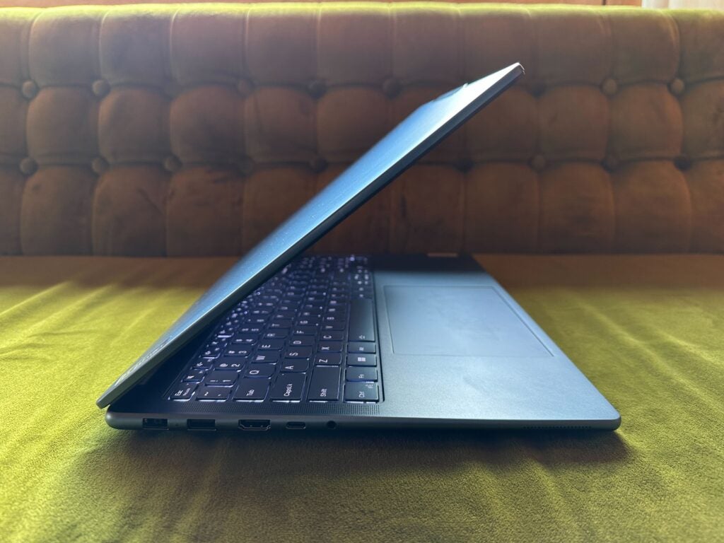 Lenovo Yoga Pro 9i (2023)