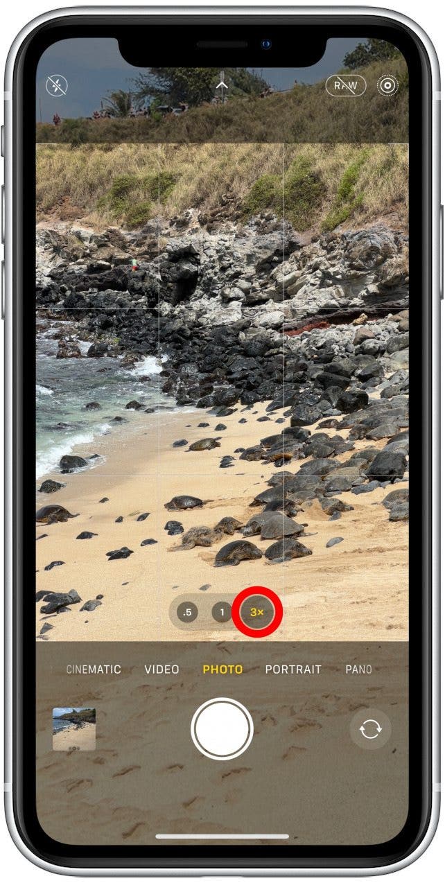 Appuyez 3x pour zoomer et utiliser le téléobjectif.