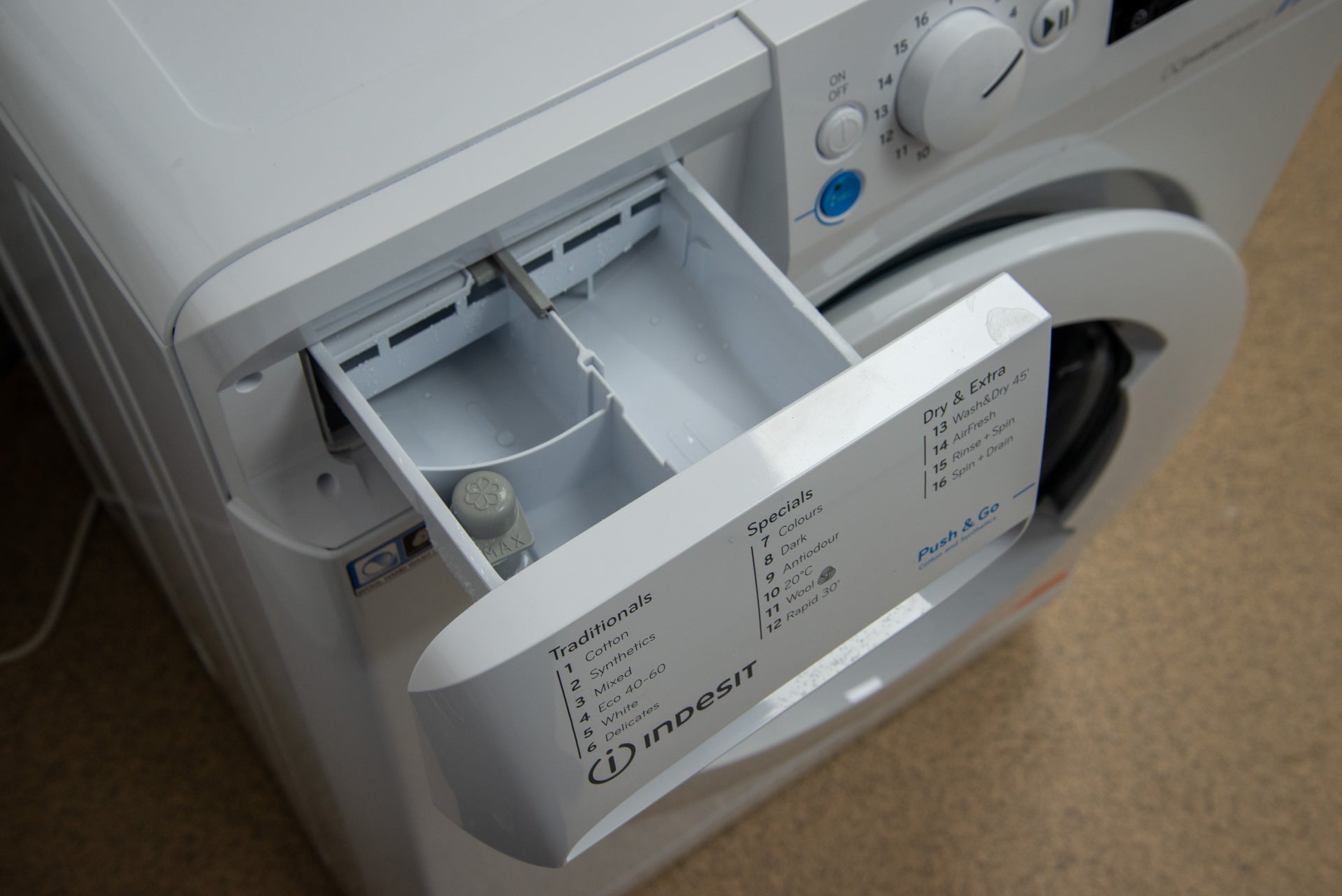 Tiroir à lessive BDE107625XWUKN Indesit