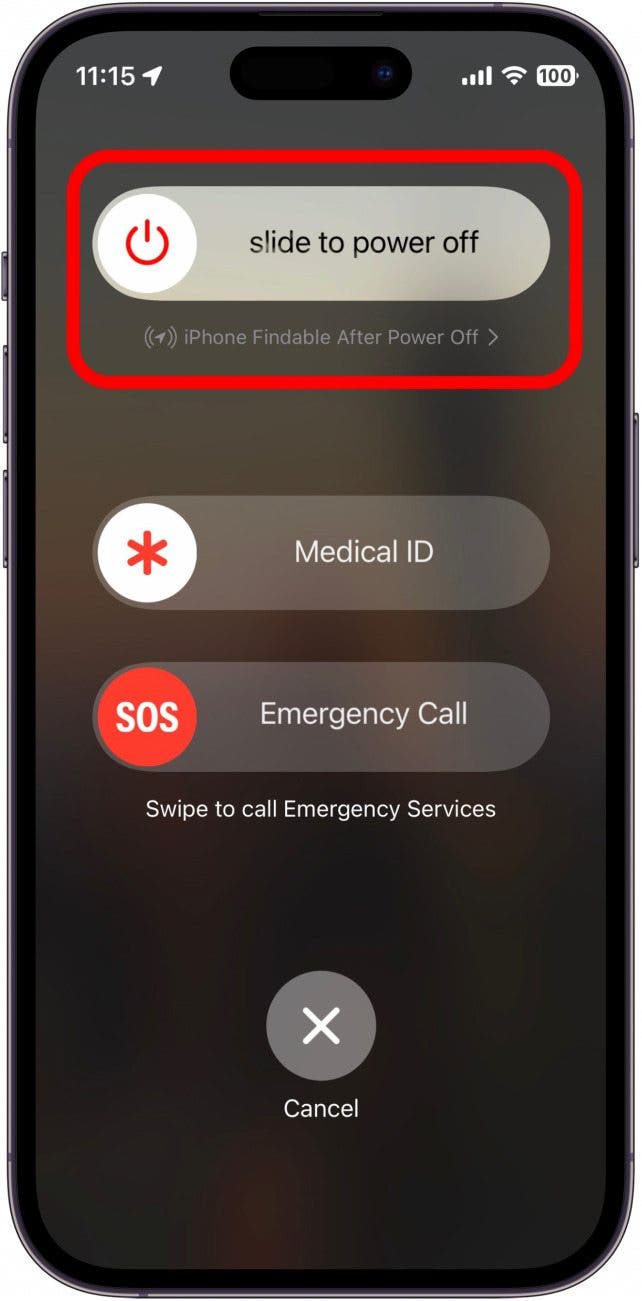 Maintenez enfoncé le bouton d'alimentation et le bouton d'augmentation ou de diminution du volume jusqu'à ce que le curseur de mise hors tension apparaisse. Assurez-vous de relâcher les boutons dès que vous voyez le curseur de mise hors tension.