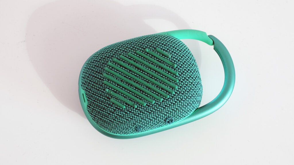 JBL Clip 4 Eco couché vers le haut
