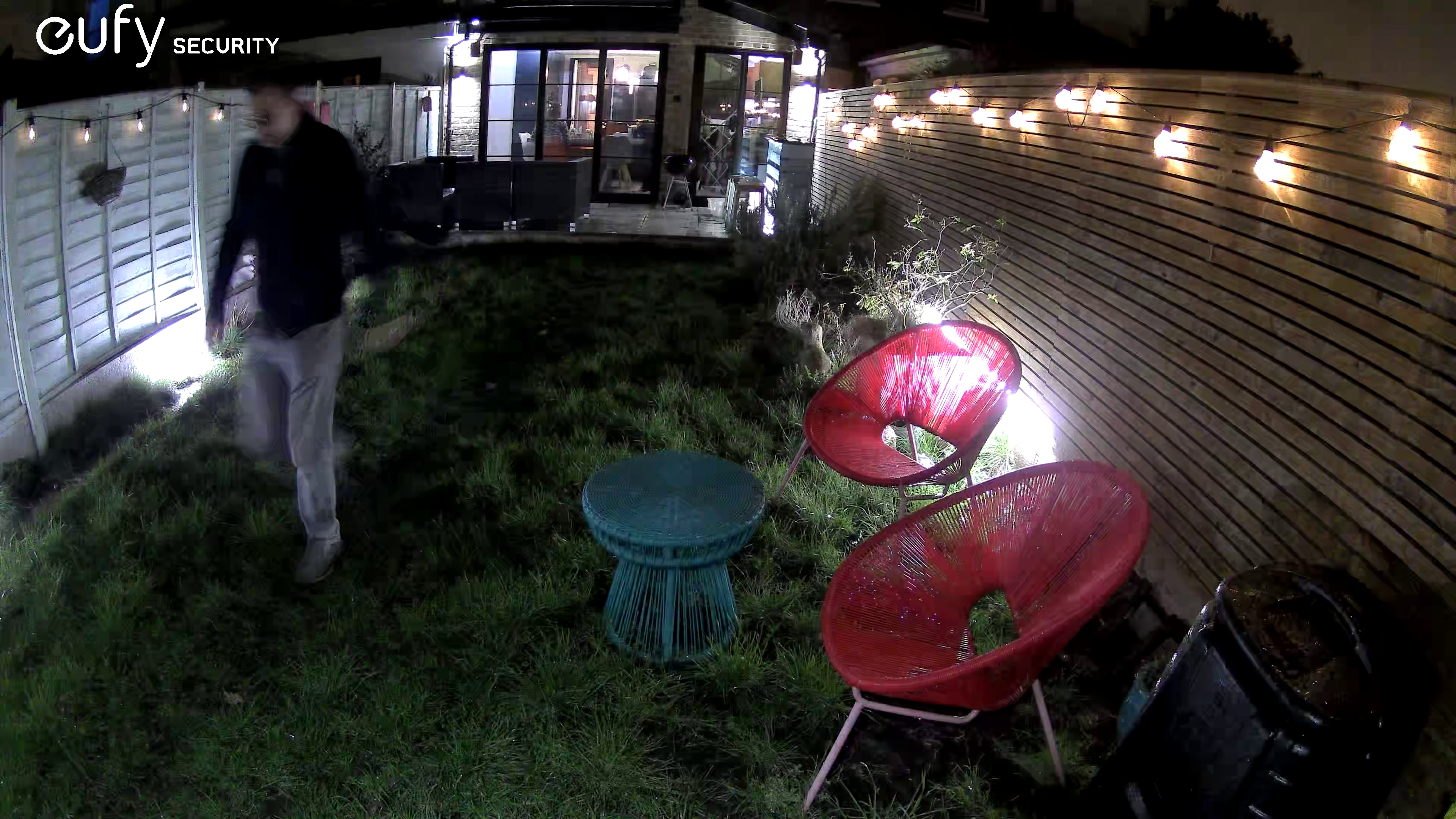 Eufy S330 eufyCam échantillon de nuit
