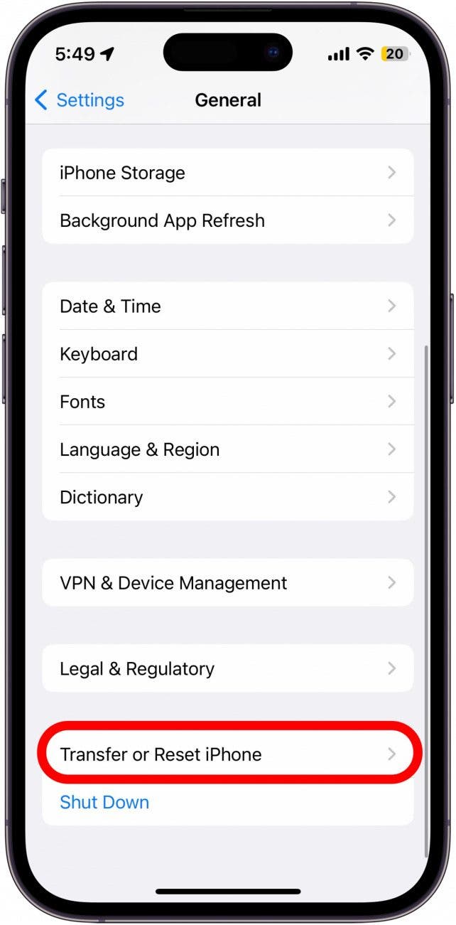 Appuyez sur Transférer ou Réinitialiser l'iPhone.