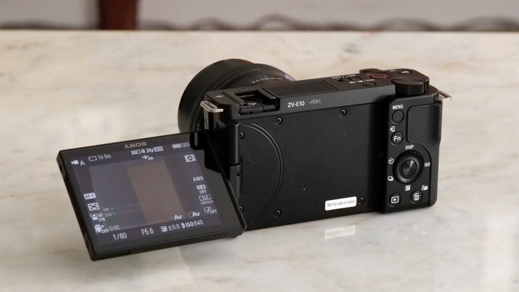 retour écran sony zv-e10