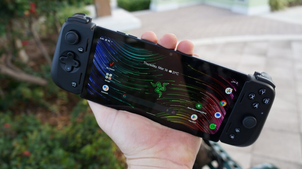 Razer Edge 5G Hero à l'extérieur