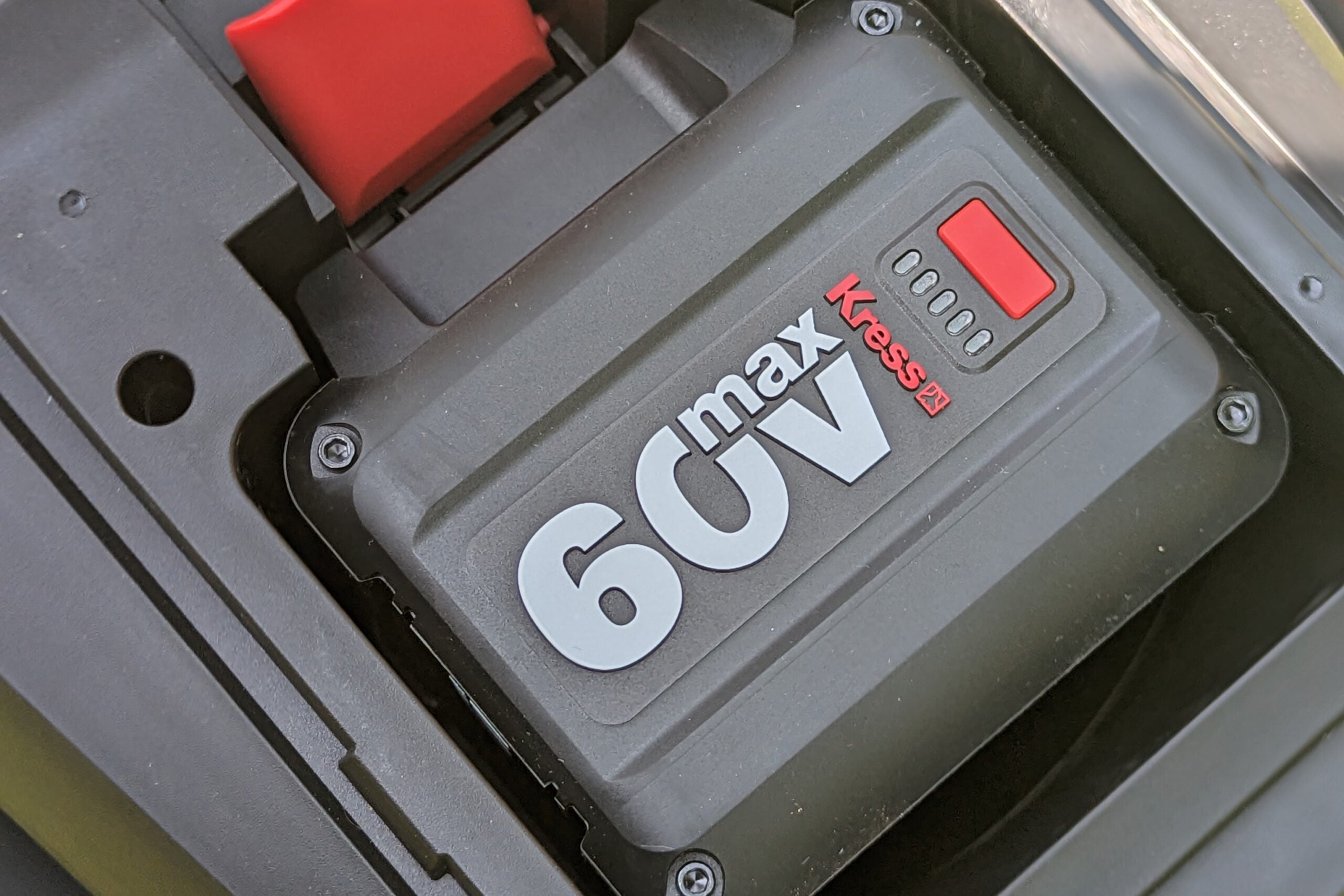 Tondeuse autotractée Kress 60V Max 46cm KG757E.9 batterie installée