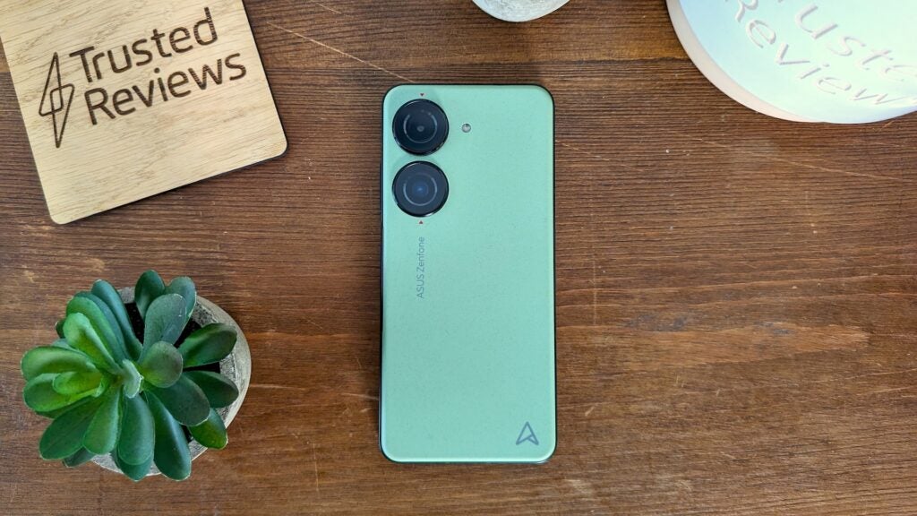 Arrière et caméras Asus ZenFone 10