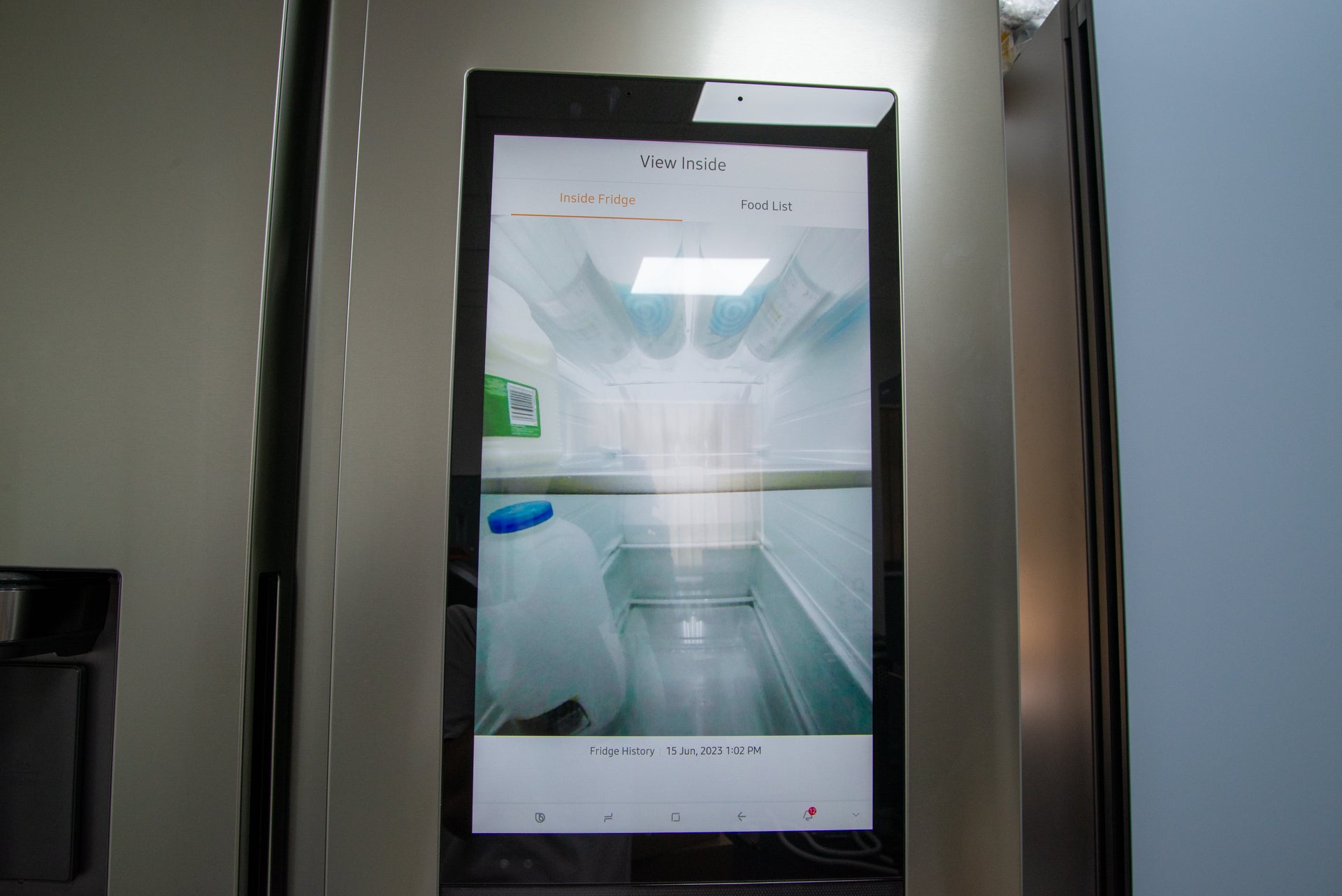 Écran du hub familial Samsung Family Hub RS6HA8891SL