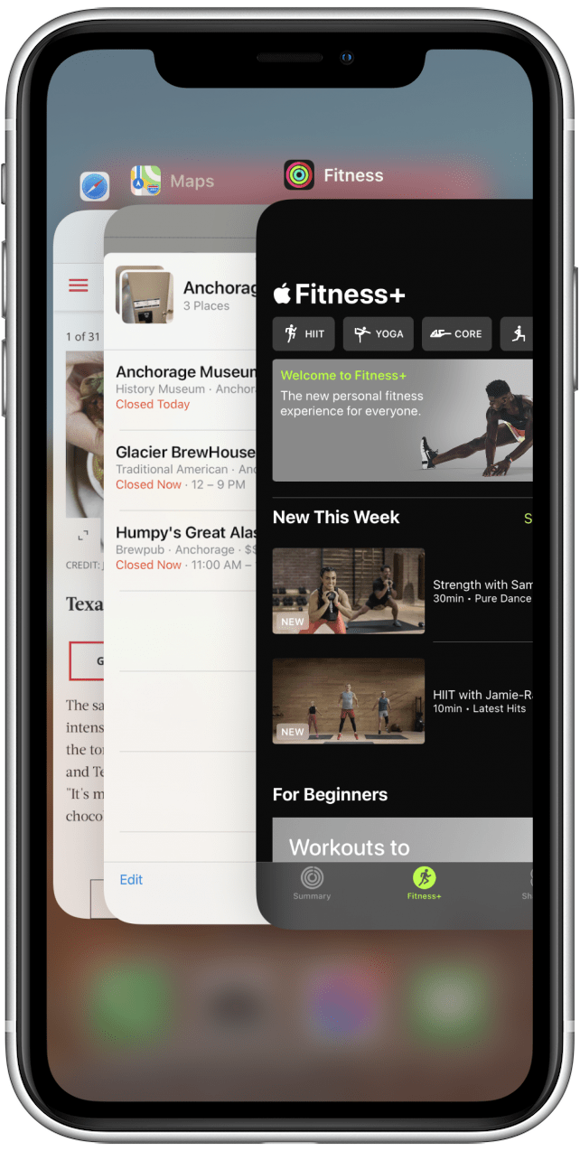 Les applications apparaîtront sous forme de vignettes dans une rangée pour que vous puissiez les voir. Balayez vers la gauche ou la droite pour parcourir
