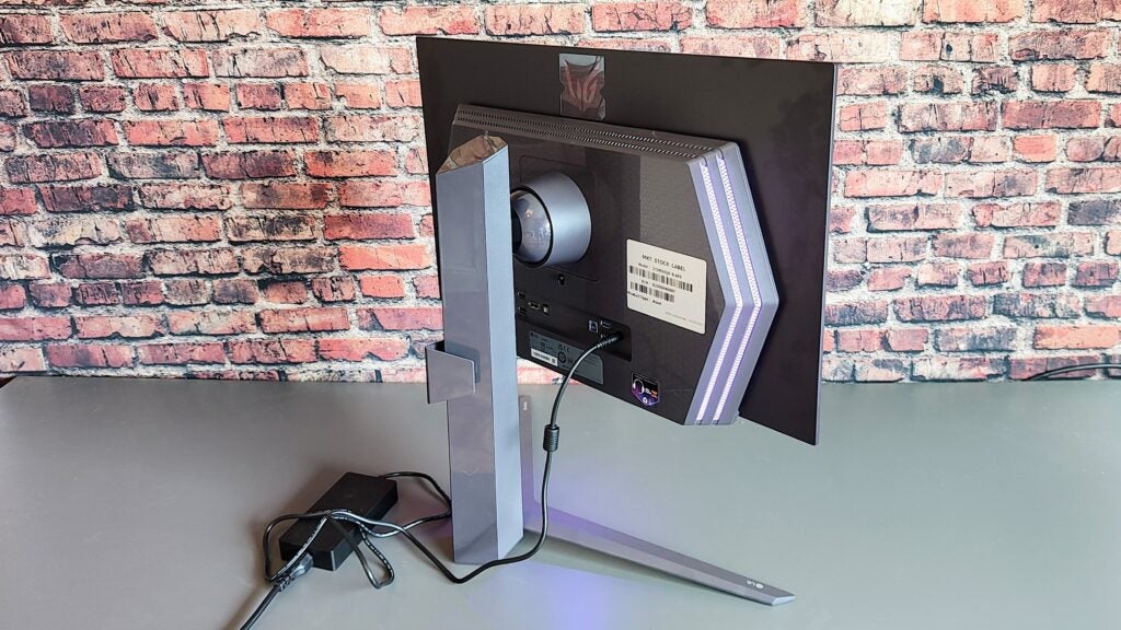 LG UltraGear - Angle arrière avec lumières
