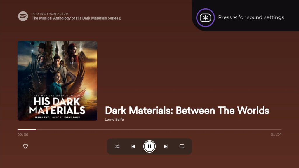 Roku Streambar Ses matériaux sombres