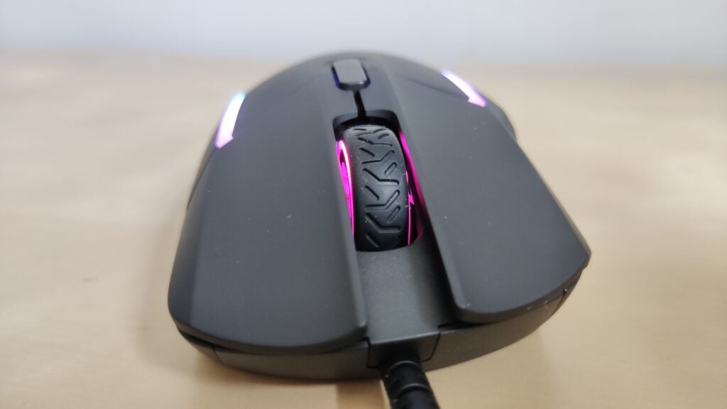 Les boutons et la molette de la souris du SteelSeries Rival 5