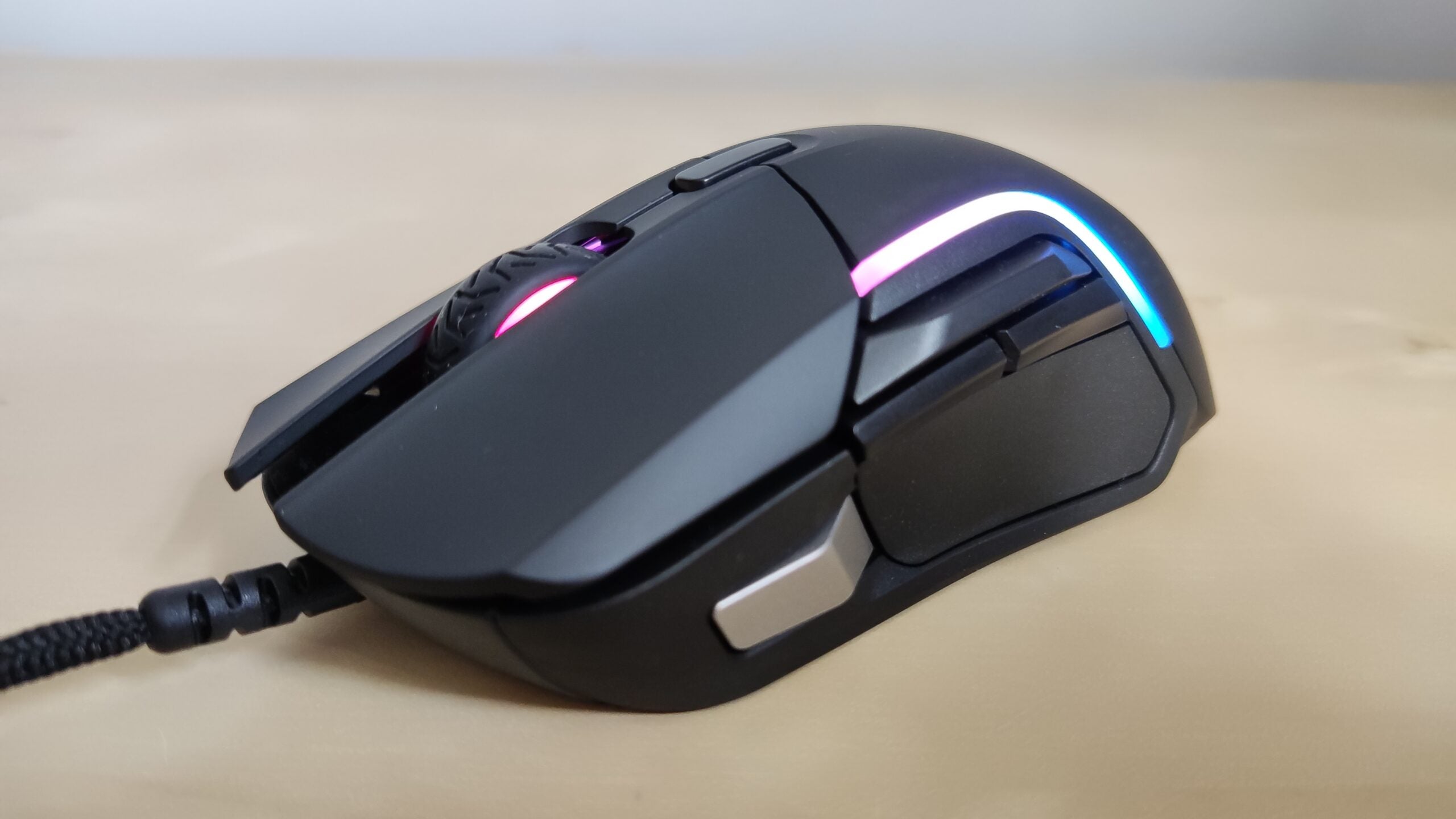 1689979694 Test du SteelSeries Rival 5