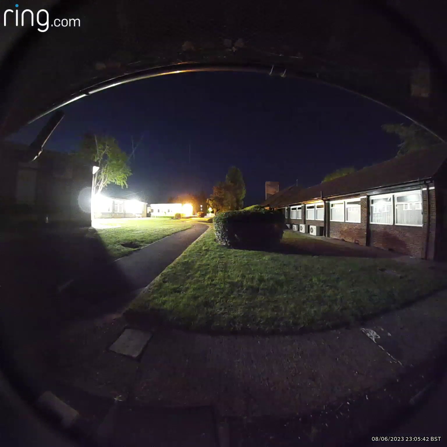 Échantillon de nuit Ring Video Doorbell Plus