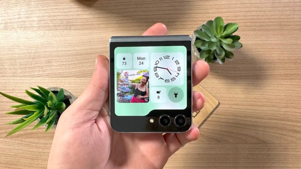 Samsung Galaxy Z Flip 5 sous forme pliée
