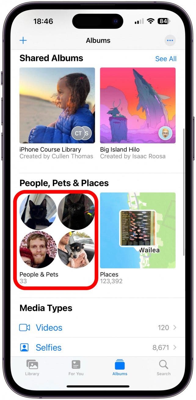 Ouvrez l'album People & Pets.