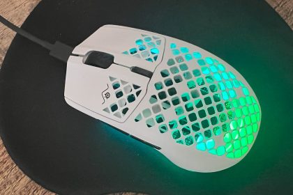 1692308907 Test du SteelSeries Aerox 3 sans fil 2022