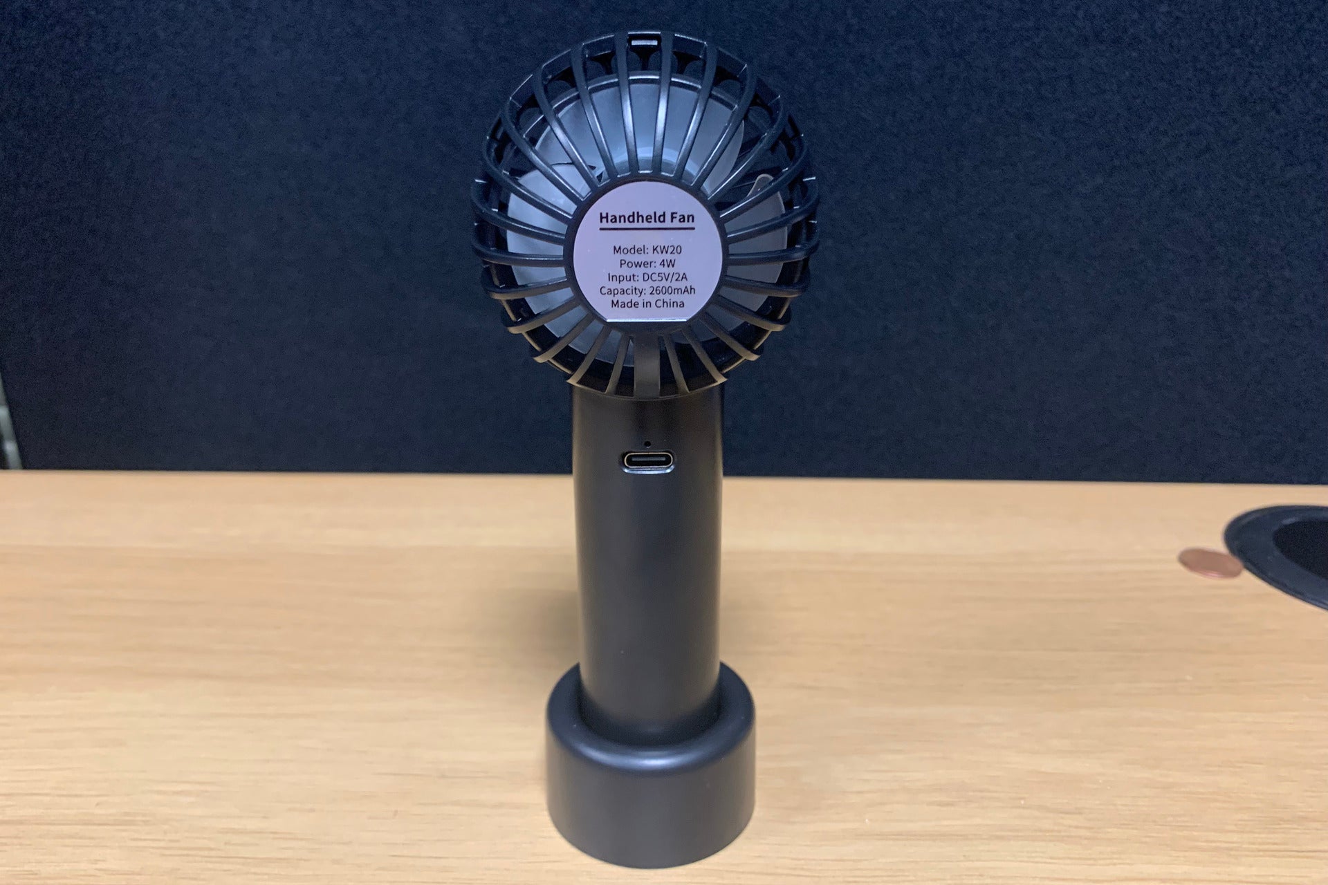 Ventilateur portatif tripolaire rechargeable 4